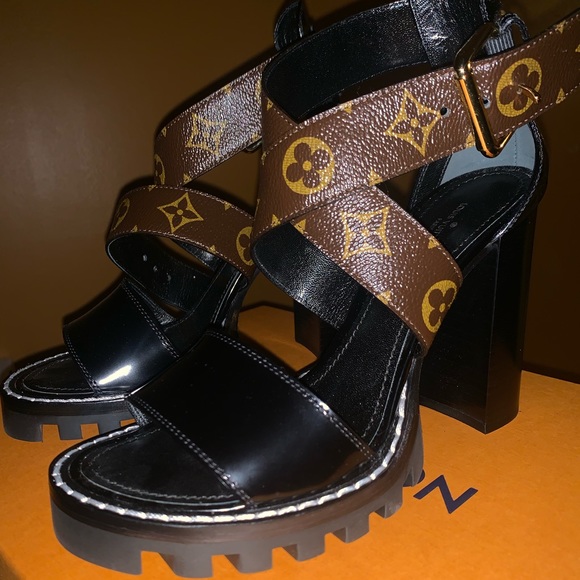 louis vuitton star trail heels